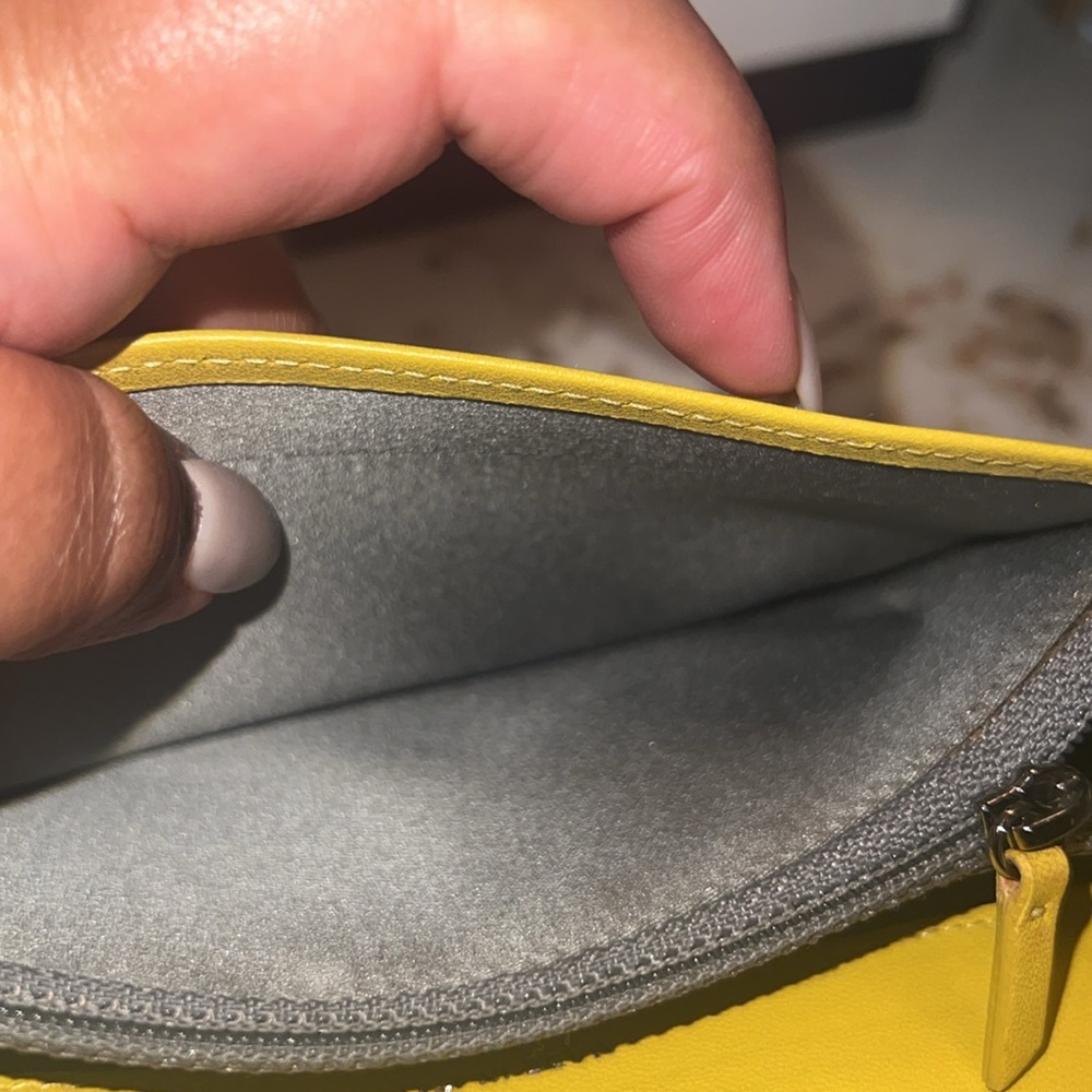 Preloved CHANEL CoCo Mark Long wallet - yellow calfskin leather with gunmetal - Picture 15 of 17